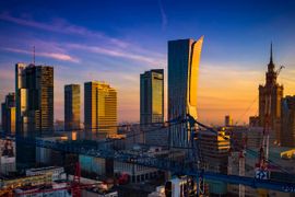 Biuro na wynajem w Warszawie. Praktyczny przewodnik z zakresu biur do wynajęcia w stolicy