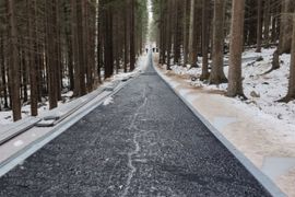 W Karpaczu w sezonie zimowym uruchomiona zostanie najdłuższa taśma narciarska w Polsce [ZDJĘCIA]
