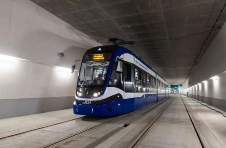 Kraków nalicza 50 tys. zł kary dziennie za opóźnienie budowy tramwaju do Mistrzejowic. Kiedy otwarcie? [FILMY]