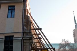 [Wrocław] Rusza odbudowa bezprawnie zburzonej przez Kościół kamienicy na Ostrowie