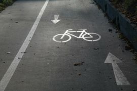 Długołęka: Nowa droga rowerowa i chodnik w Borowej dopiero w przyszłym roku? Wpłynęła oferta