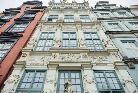 Słynna Złota Kamienica w Gdańsku ponownie wystawiona sprzedaż. Czy tym razem znajdzie się kupiec?