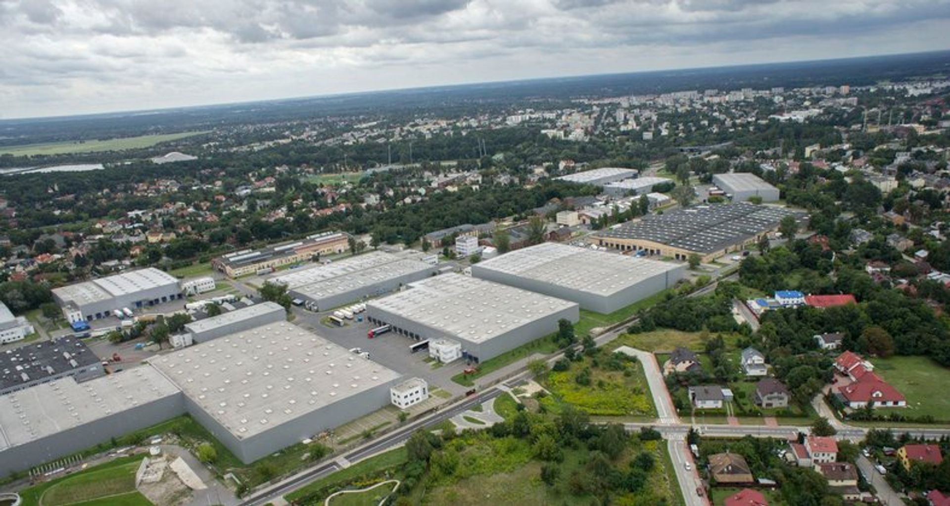  Firma logistyczna przedłuża najem i dobiera powierzchnię w MLP Pruszków I