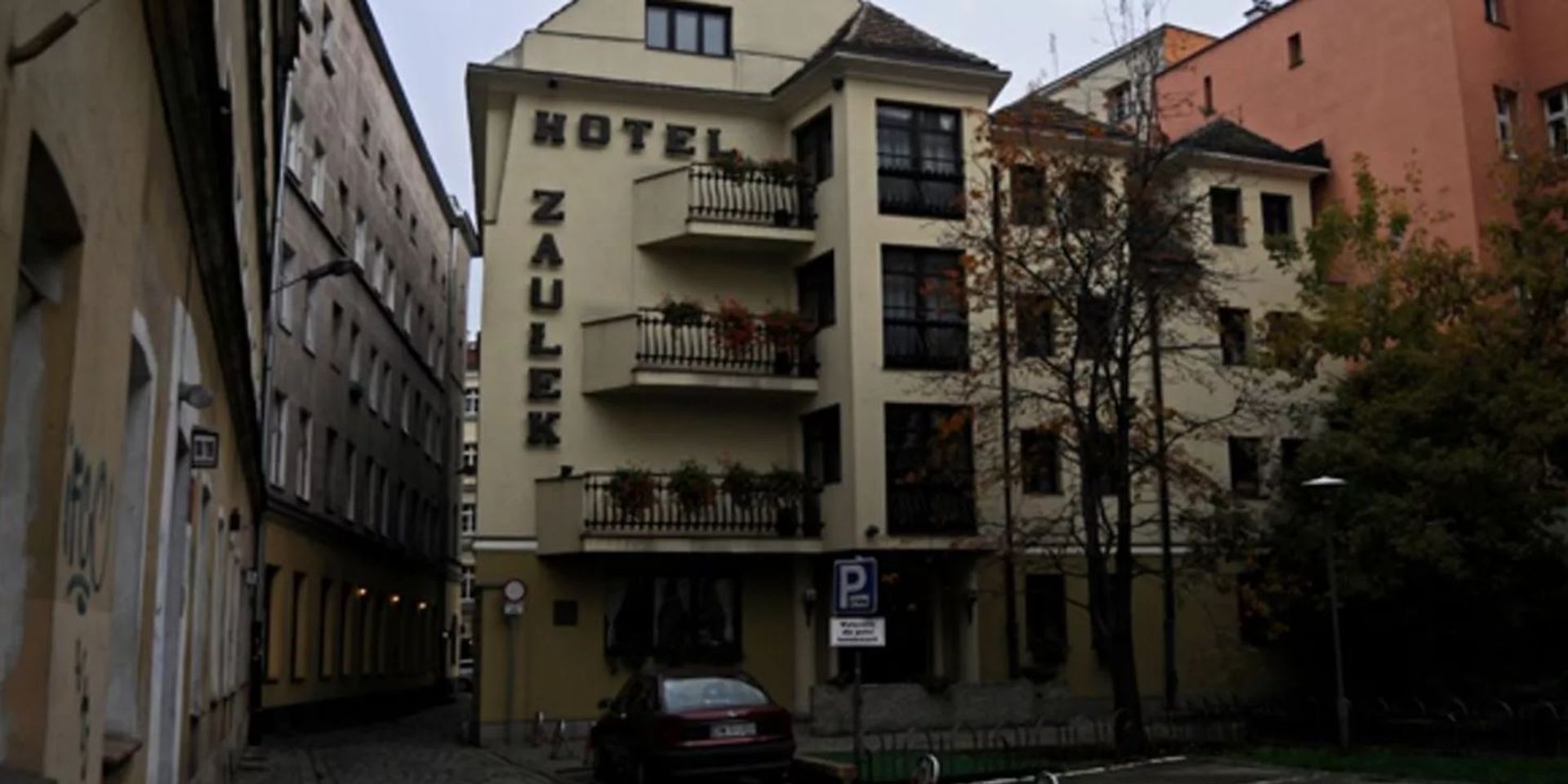 Hotel Zaułek na wrocławskim Starym Mieście ponownie wystawiony na sprzedaż