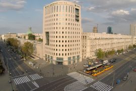 [Warszawa] Budynek Centrum Królewska w Warszawie całkowicie wynajęty