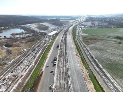 Budowa kolejnych odcinków drogi S7 z olbrzymim dofinansowaniem z UE