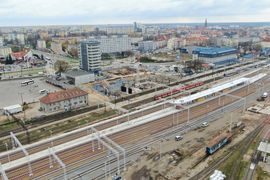 Olsztyn Główny: nowy peron zachęca do podróży koleją [ZDJĘCIA]