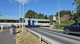 Tunele i wiadukty zamiast przejazdów kolejowo-drogowych. PKP PLK SA zatwierdziły listę zadań do realizacji [MAPY]