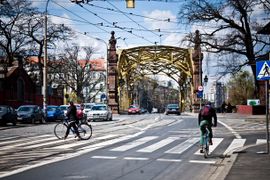 [Wrocław] Nowe wloty, lustra i śluzy, czyli jak Wrocław dba o rowerzystów