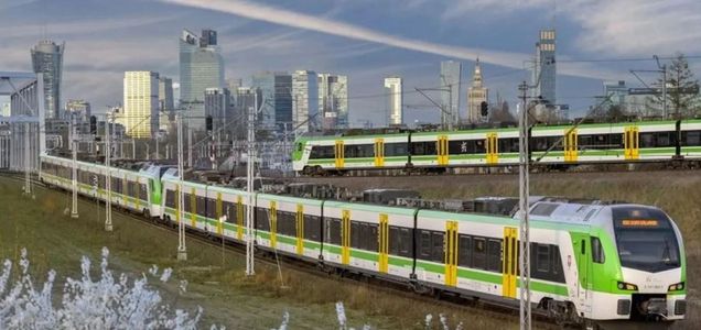 100. FLIRT zasilił flotę elektrycznych zespołów trakcyjnych Kolei Mazowieckich