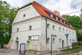 [lubelskie] Ekskluzywny apartamentowiec z 1543 roku wchodzi na rynek