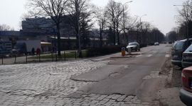 Wrocław: Ogłoszono przetarg na remont ulicy Komandorskiej. Zostanie na niej kostka brukowa 