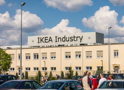 IKEA ogłosiła zwolnienia w jednej z fabryk mebli w Polsce