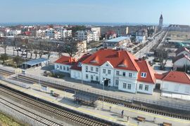 PKP PLK zmodernizuje linię na Hel. Szybsze pociągi i mniej opóźnień między Władysławowem a Helem