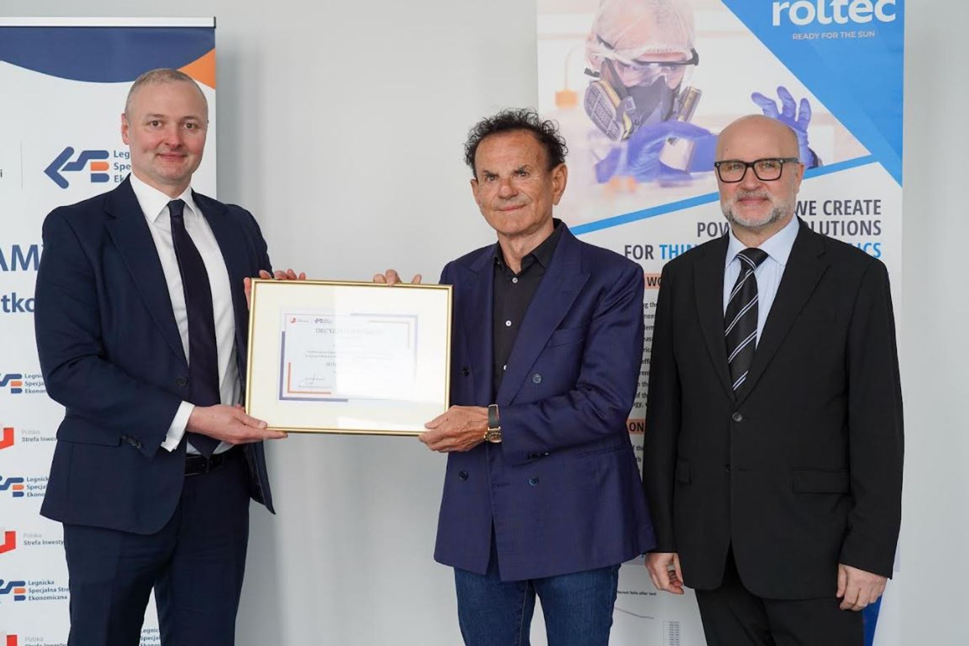 Za ponad 628 mln zł pod Wrocławiem powstanie nowy, wielki zakład produkcji paneli fotowoltaicznych w technologii cienkowarstwowej