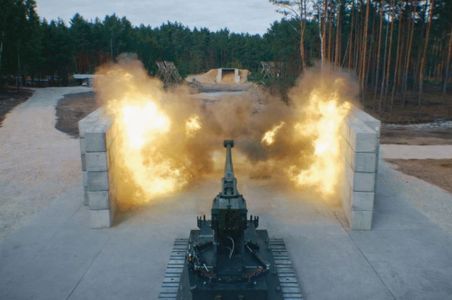 Amerykański gigant zbrojeniowy i Niewiadów Polska Grupa Militarna chcą produkować w Polsce 180 tys. sztuk amunicji kalibru 155 mm rocznie