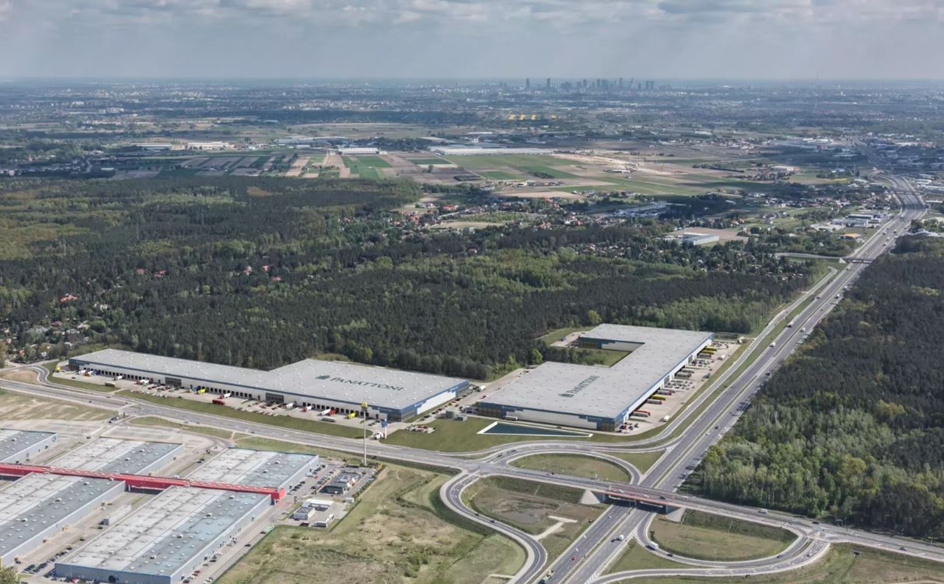 Panattoni uzyskało 57 mln euro kredytu na realizację wielkiego kompleksu przemysłowego Panattoni Park Nadarzyn II pod Warszawą