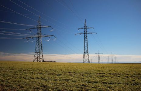 Polskie Sieci Elektroenergetyczne otrzymają 1,3 mld zł z KPO na siedem inwestycji