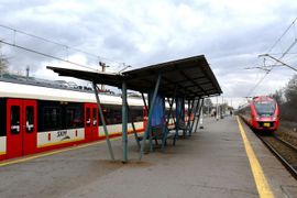 Za prawie 2 mld złotych zmodernizowana zostanie linia kolejowa Warszawa Wawer – Otwock [FILM]