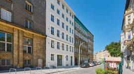 Cybulskiego 20 – miejsce z duszą. Tu historia łączy się z nowoczesnością