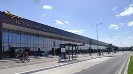 Lotnisko Warszawa-Radom: 100-tysięczny pasażer portu odleciał z Wizz Air do Larnaki