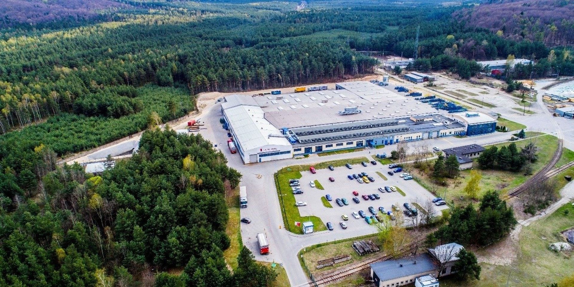 Firma Glassolutions z Grupy Saint-Gobain zainwestuje 75 mln zł w rozbudowę fabryki w Małopolsce