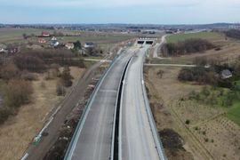 Trwają zaawansowane prace na budowie drogi ekspresowej S52 Północnej Obwodnicy Krakowa [FILM]
