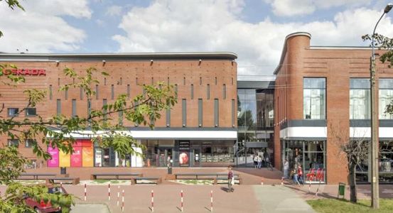Węgierski inwestor sfinalizował transakcję zakupu 11 nieruchomości handlowych w Polsce