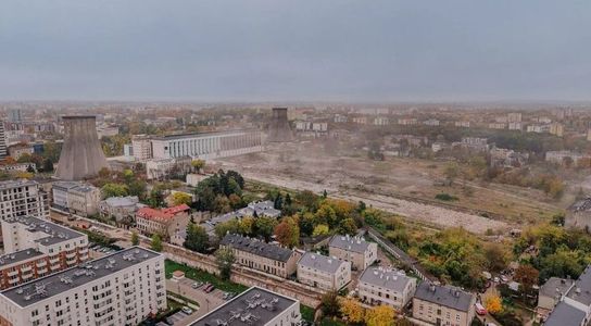 To nie koniec wyburzeń na terenie dawnej elektrociepłowni EC2 w Łodzi. Znikną kolejne budynki [ZDJĘCIA+WIZUALIZACJE]