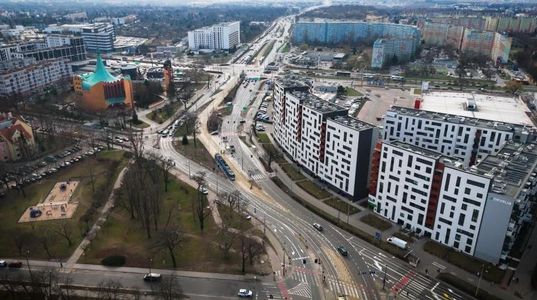 Koniec prac na ul. Bardzkiej. Autobusy pojadą wydzielonym korytarzem [ZDJĘCIA]