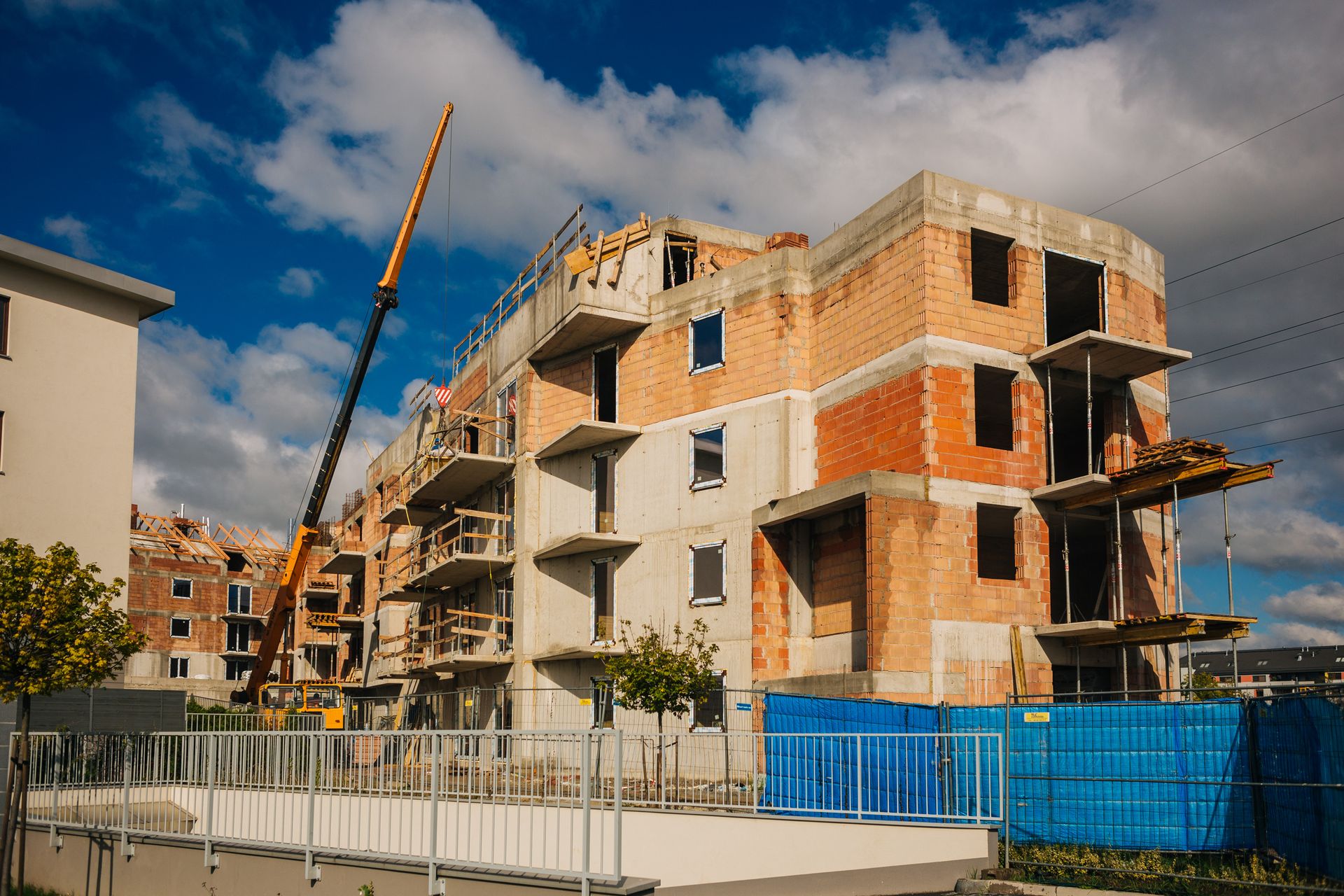  Rząd bierze się za budowę mieszkań. Co trzeba wiedzieć o programie Mieszkanie Plus?