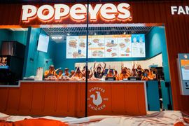 Do końca roku zostaną otwarte jeszcze dwie nowe restauracje Popeyes w Warszawie