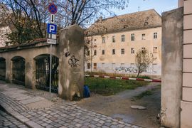 [Wrocław] Zabytkowy budynek przy Włodkowica sprzedany. Będzie tam hotel?