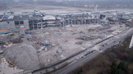 W Poznaniu kończy się rozbiórka jednej z największych galerii handlowych w Polsce [FILMY]