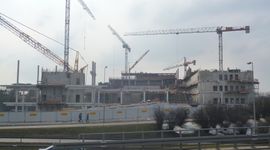 [Kraków] Na budowie Centrum Kongresowego ICE w Krakowie trwają prace wykończeniowe