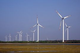 Rząd odblokowuje inwestycje w elektrownie wiatrowe