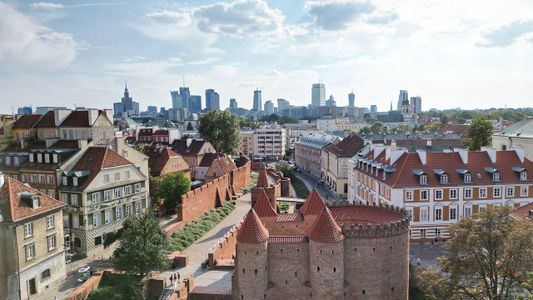 Warszawa wstrzymuje decyzje o ZPI do końca 2026 roku. W grze jest nawet 9 tysięcy mieszkań z lex deweloper