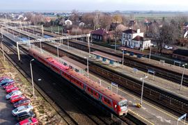 Modernizacja trasy Kozłów – Sędziszów przyspieszy podróże z Krakowa do Kielc
