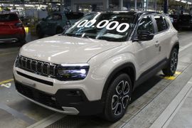 Jeep Avenger: 100-tysięczny egzemplarz opuścił linię produkcyjną zakładu Stellantis w Tychach