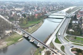 Atrakcyjniejsza kolej w Beskidy coraz bliżej – postępuje modernizacja linii kolejowej nr 97 Sucha Beskidzka – Żywiec [ZDJĘCIA]