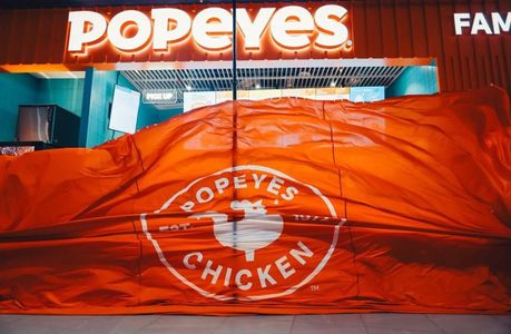 Znana amerykańska sieć restauracji Popeyes otwiera pierwszy lokal w Lublinie