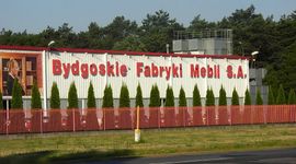 W Bydgoszczy trwa wyburzanie 140-letniej fabryki pod nowe osiedle mieszkaniowe