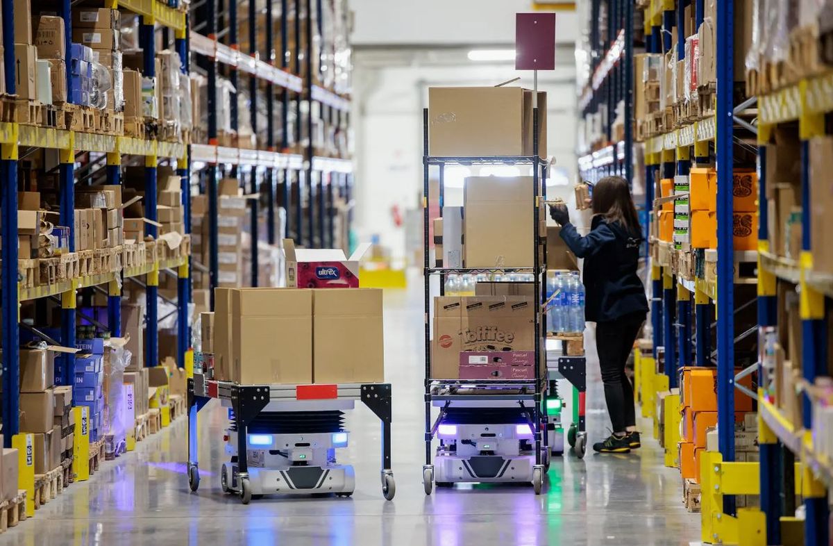 Fot. Locus Robotics