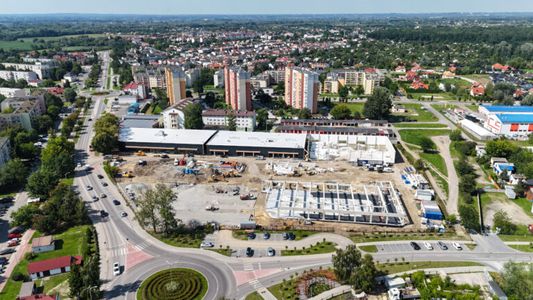 Co słychać na budowie dwóch nowych parków handlowych Rock Capital?