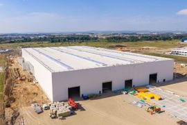 Powstaną nowe miejsca pracy na Dolnym Śląsku. Hiszpański Windar Renovables buduje fabrykę wież wiatrowych w Legnicy [ZDJĘCIA+WIZUALIZACJE]