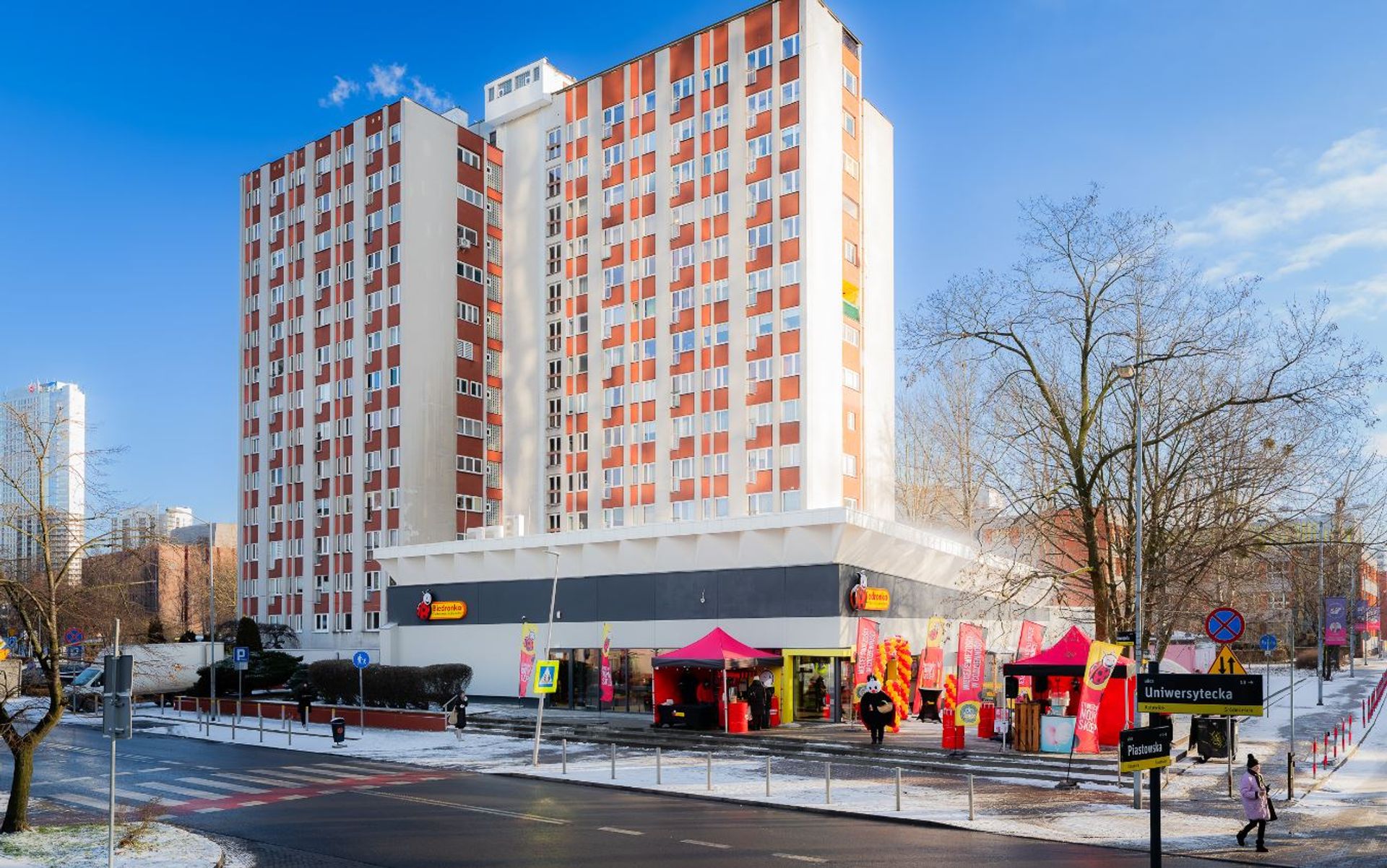 Biedronka przywraca architektoniczną perłę Katowic – remont z szacunkiem do historii 