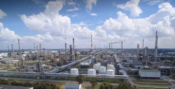 Oleofiny III: Co dalej z realizacją gigantycznej inwestycji ORLENU w Płocku?