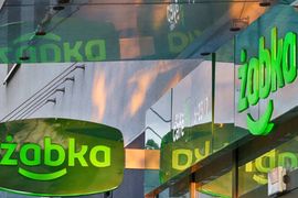 Zwalniający się pracownicy Poczty Polskiej zostaną franczyzobiorcami sklepów Żabka?