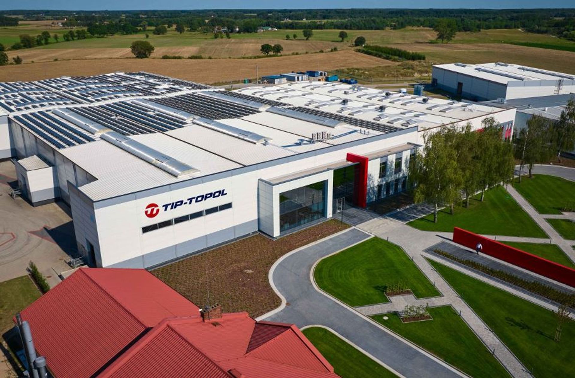 Firma TIP-TOPOL inwestuje pod Poznaniem