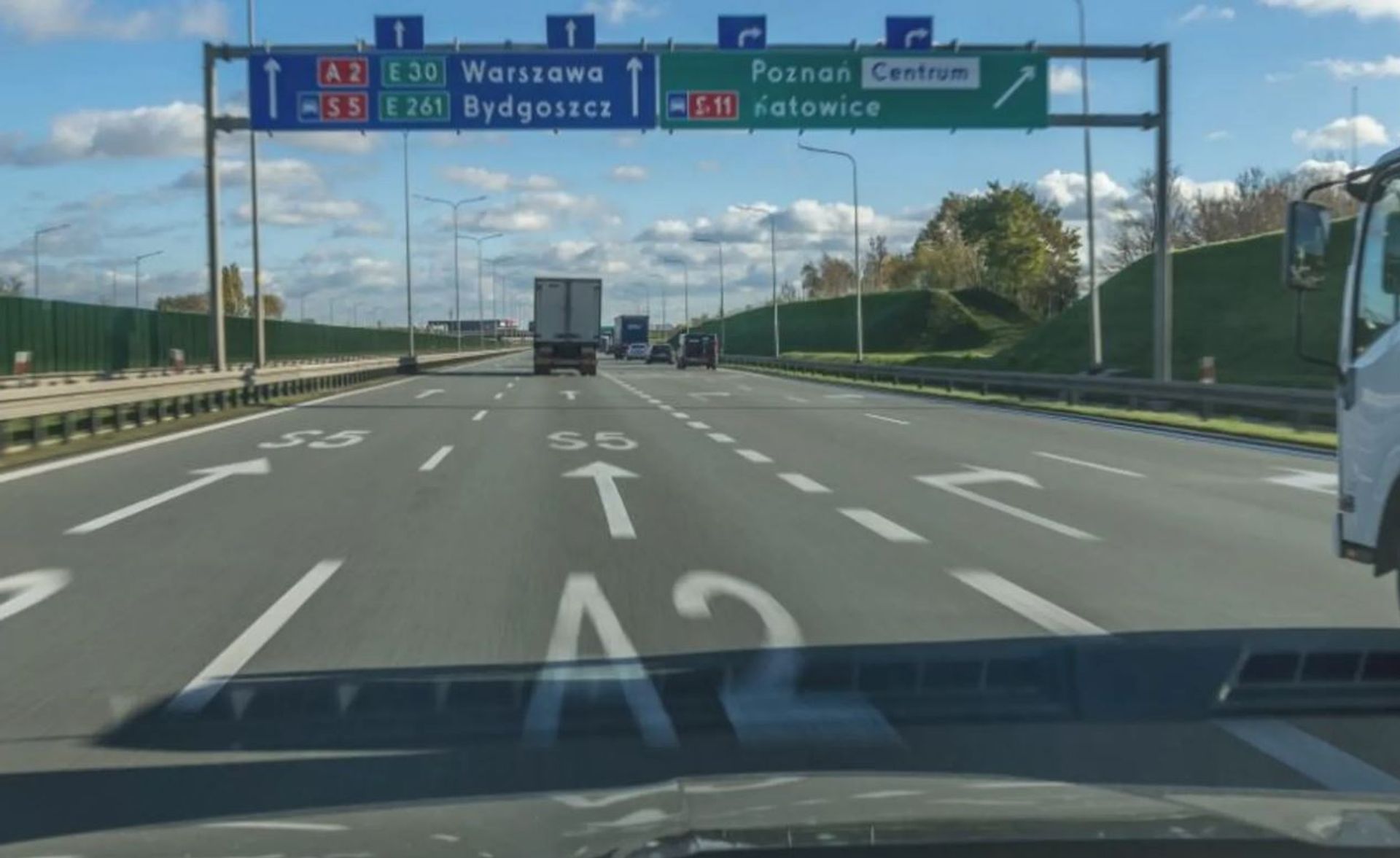 Trwa budowa trzeciego pasa autostrady A2 między węzłami Poznań Krzesiny i Poznań Wschód